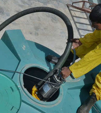 ROOF TOP TANK CLEANING